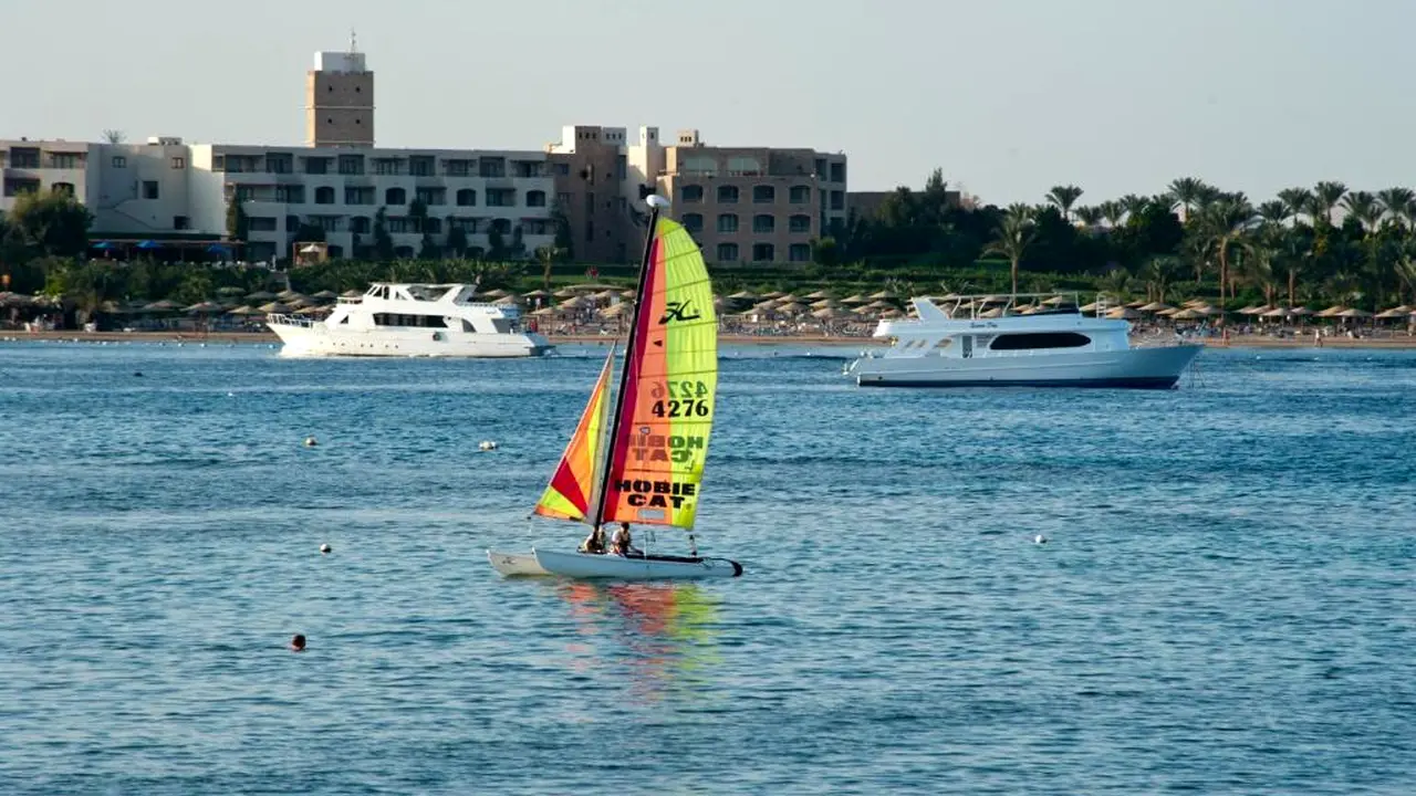 الفندق كليوباترا لوكشورى ريزورت - مكادي باي